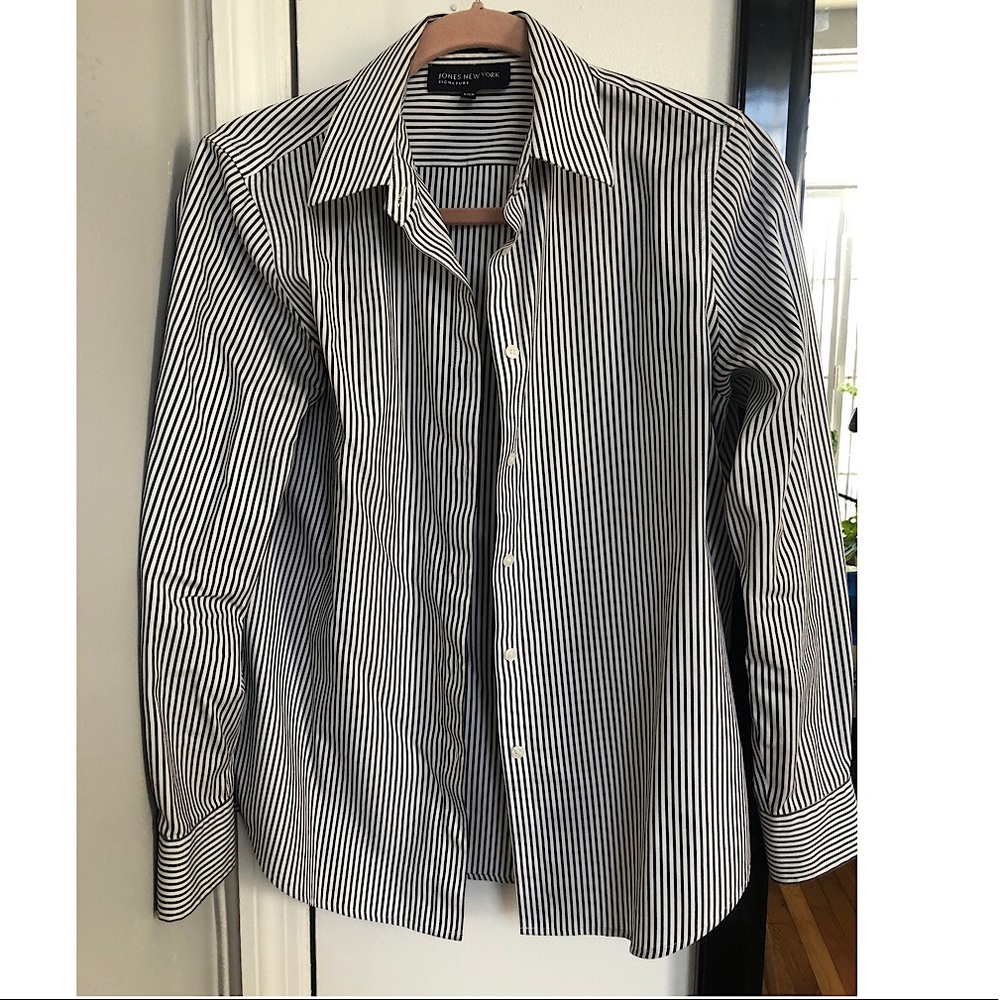 Jones New York Signature button down shirt.